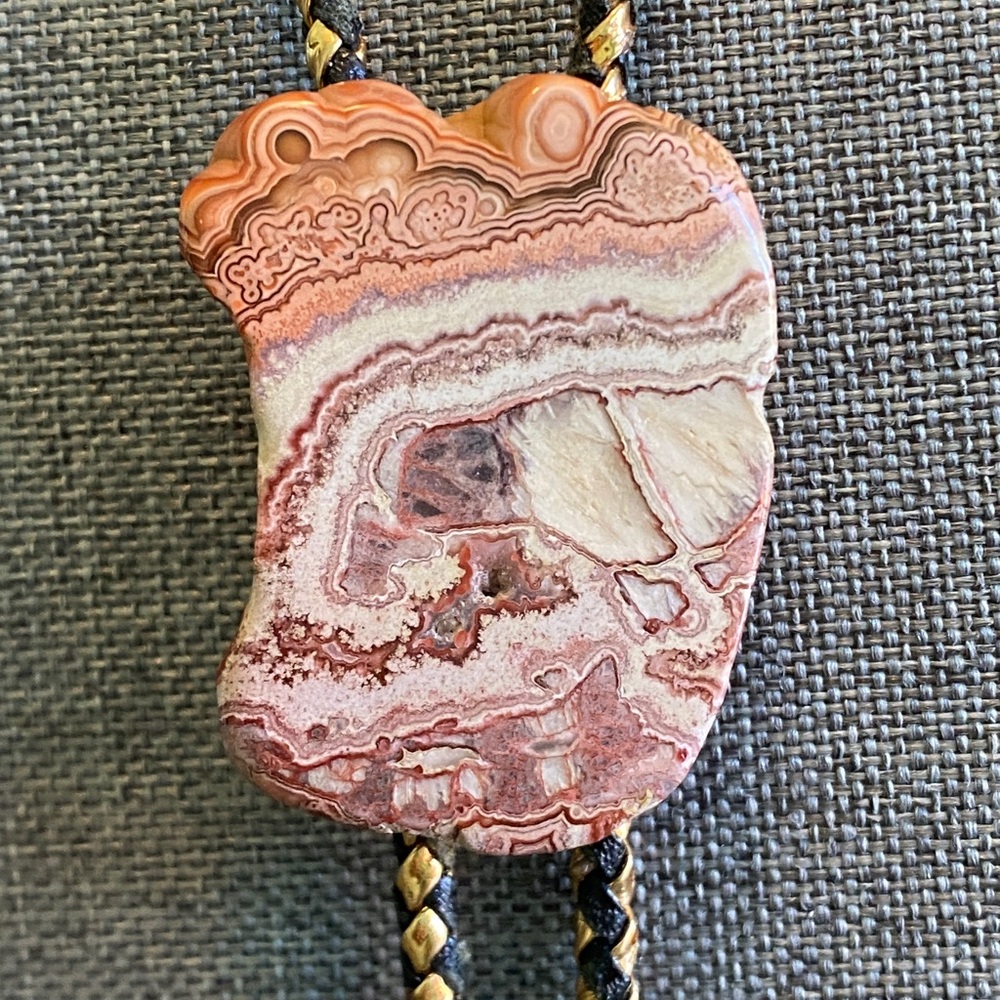 Crazy Lace Agate Bolo Tie